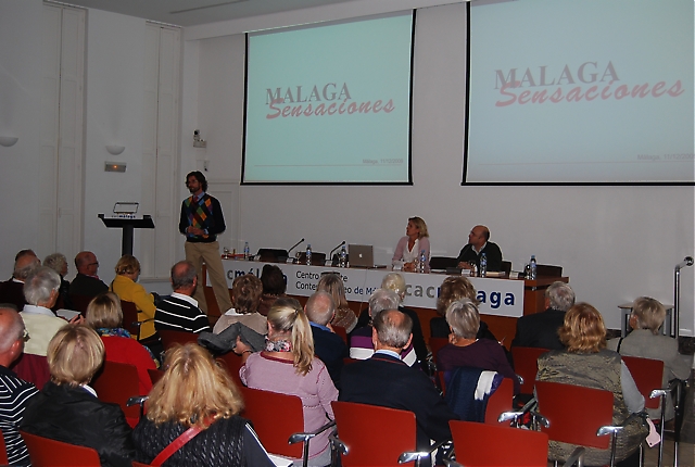 Under en serie föredrag på konstmuseet CAC, berättade bland annat Nacho Mata, Málaga Sensaciones, om sina idéer och ambitioner att hjälpa svenskarna på Costa del Sol att lära känna Málaga stad och dess utbud lite bättre.